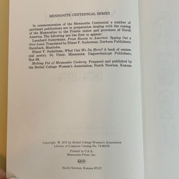 Melting Pot Of Mennonite Cookery Hardcover Edna Kaufman Vintage 1974 - Picture 4 of 12